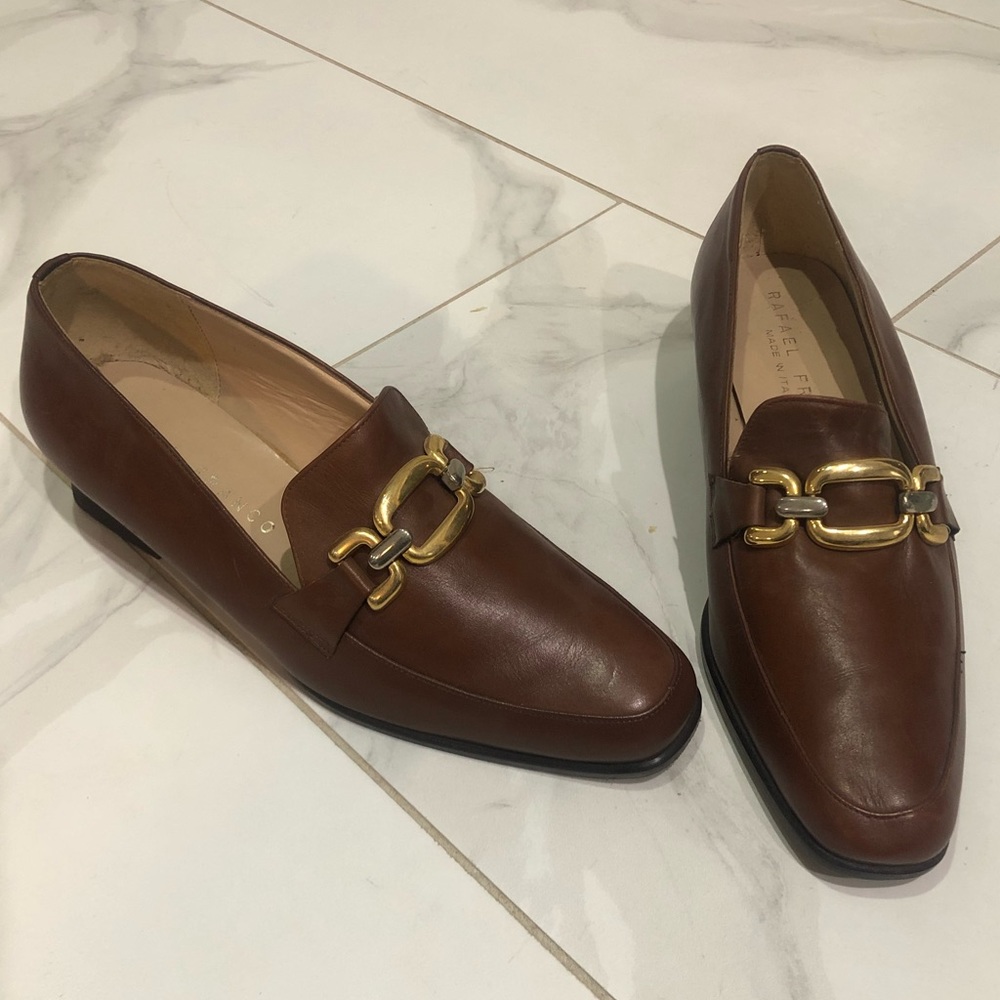 Brand new! Women’s Brown Leather Loafers